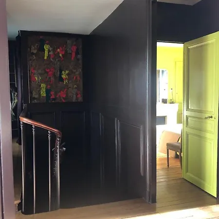 Panzió Bed In - De La Piece D'eau Des Suisses Versailles