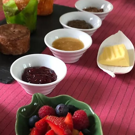 Bed In - De La Piece D'eau Des Suisses Panzió *