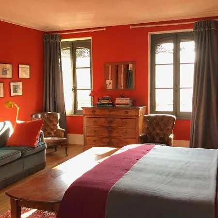 Bed In - De La Piece D'eau Des Suisses *