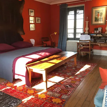 Bed In - De La Piece D'eau Des Suisses Отель типа 