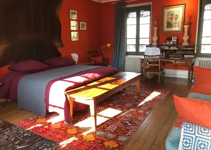 Bed In - De La Piece D'eau Des Suisses Frühstückspension